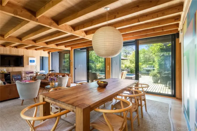 Coastal Living Essentials: Design Tips for Seaside Homes