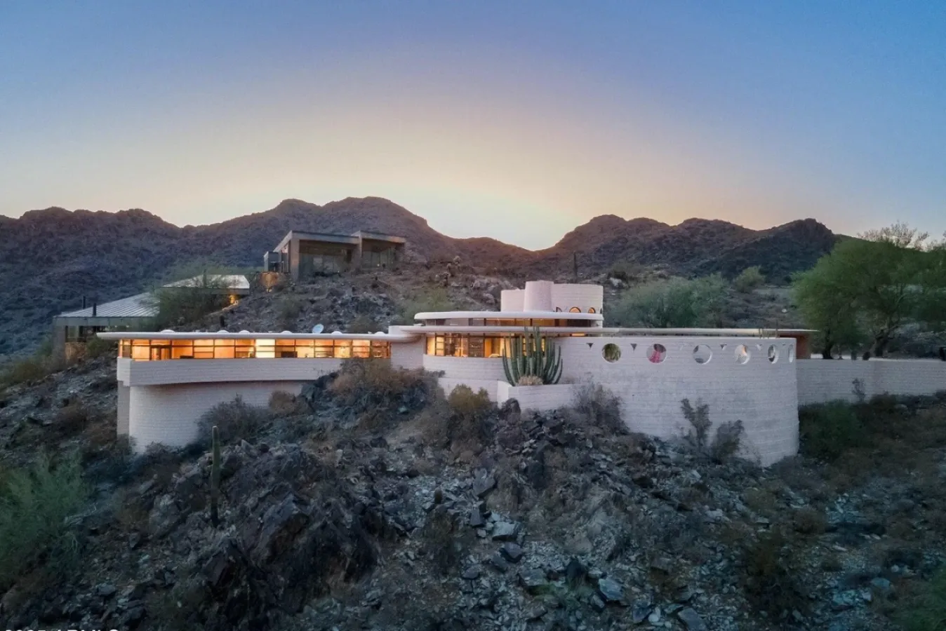 The Circular Sun House